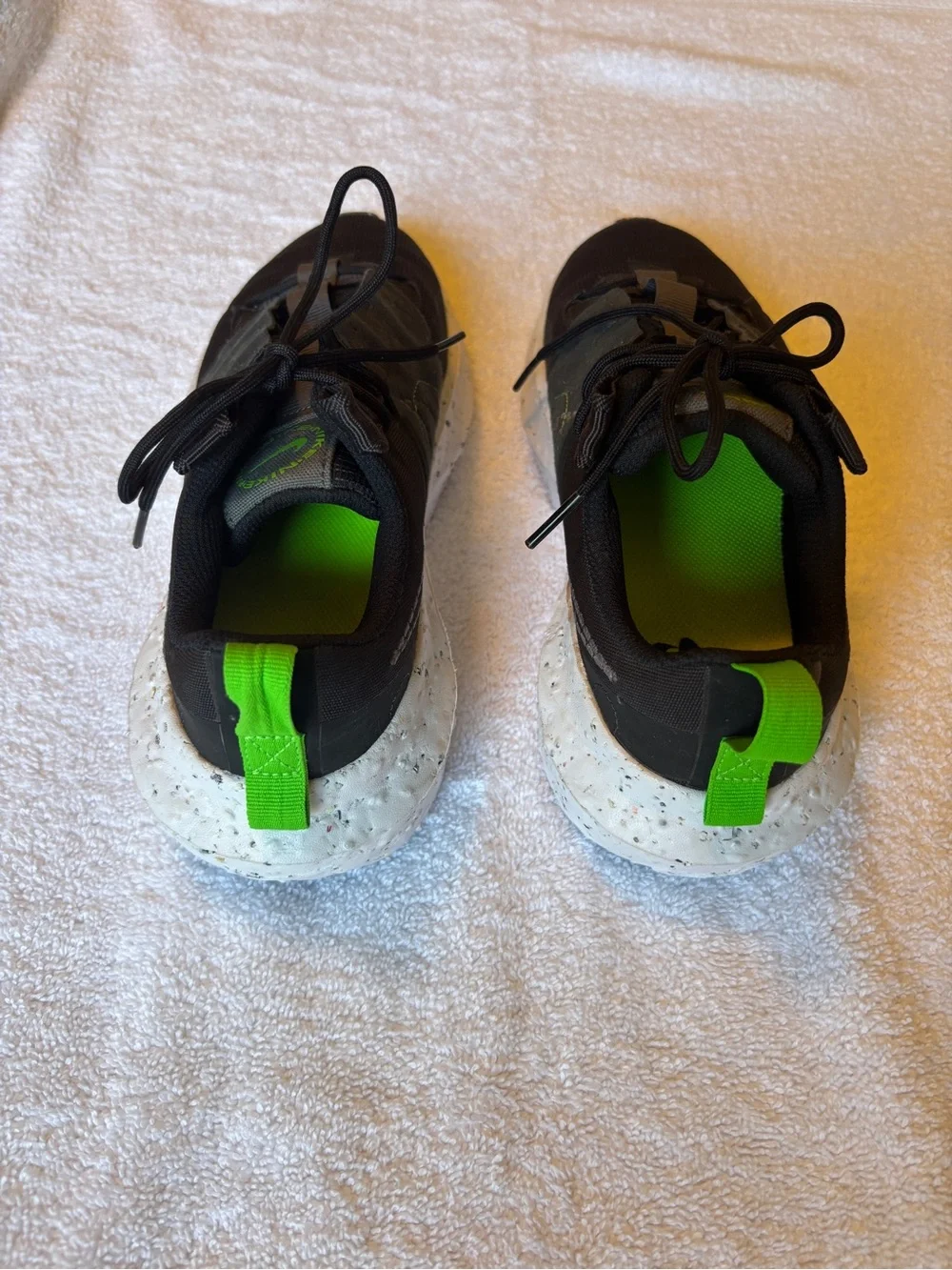 Nike - Men’s Crater Impact Run Shoes w/Neon Green Accents style DB2477-001. Sz 7